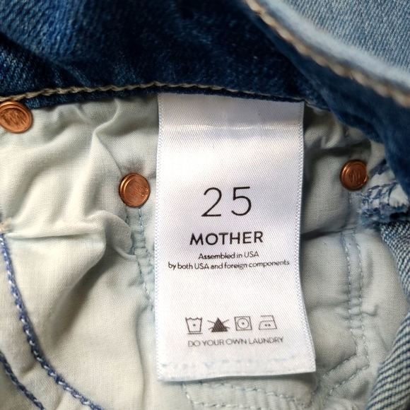 MOTHER Superior The Tomcat Mini Skirt Fray in Playing Dirty Wash - Picture 8 of 16